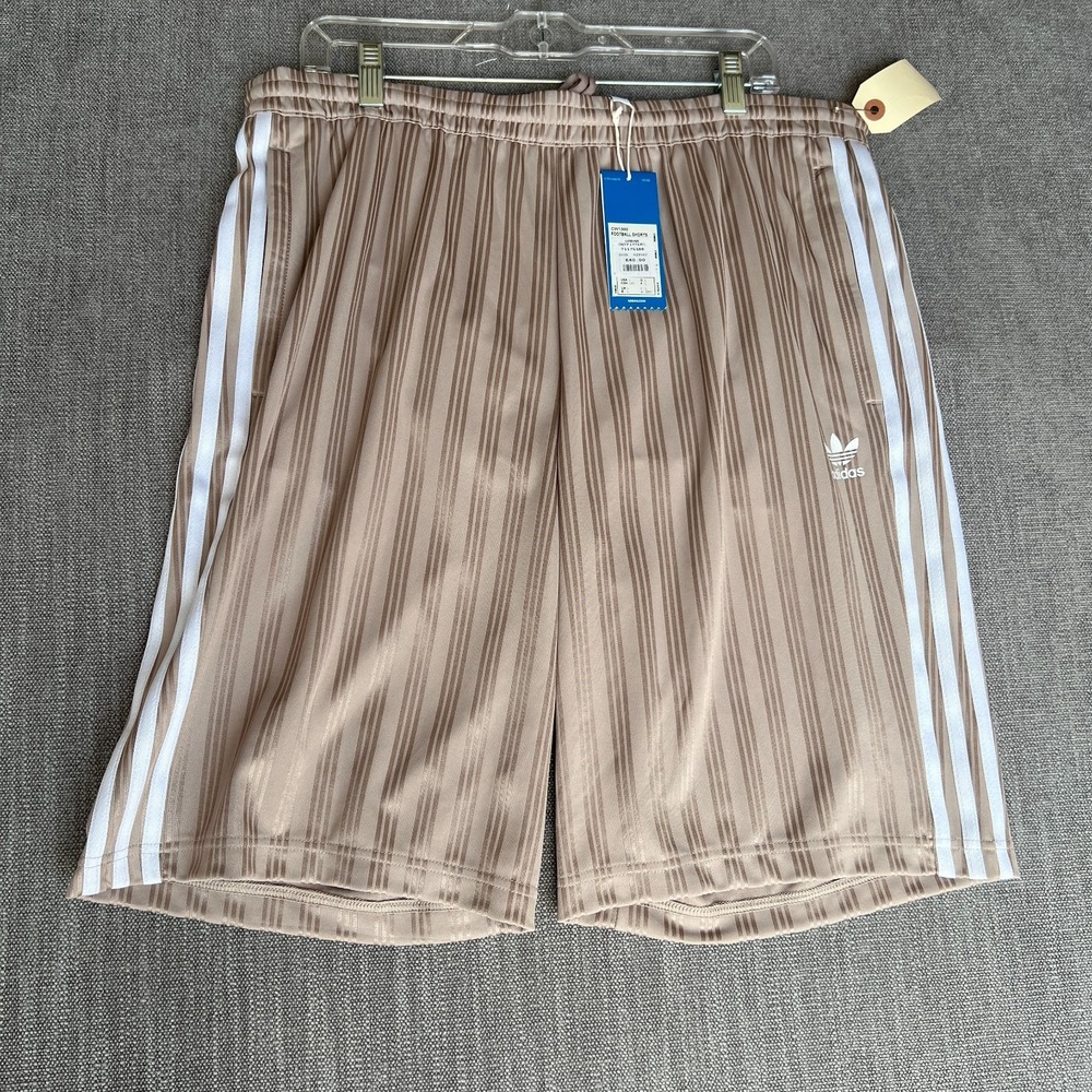 Adidas Football Shorts Mens Large Beige Striped Athleisure Elastic Waist CW1300